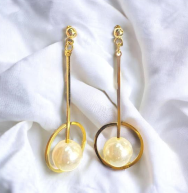 Aretes WA64